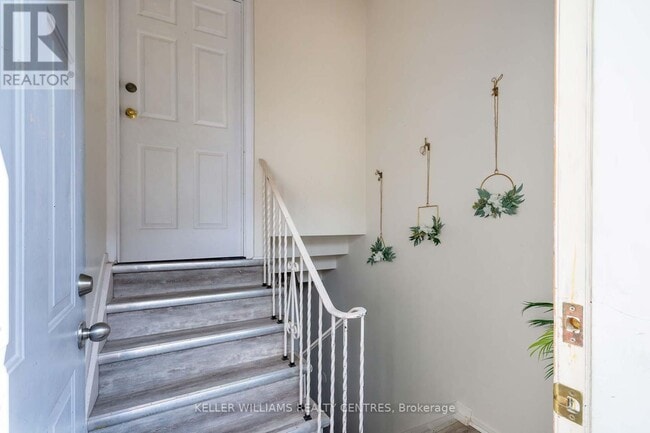 Building Photo - 373 Borden Ave