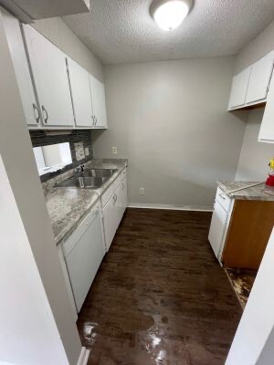 Building Photo - 417 Anderson Ave