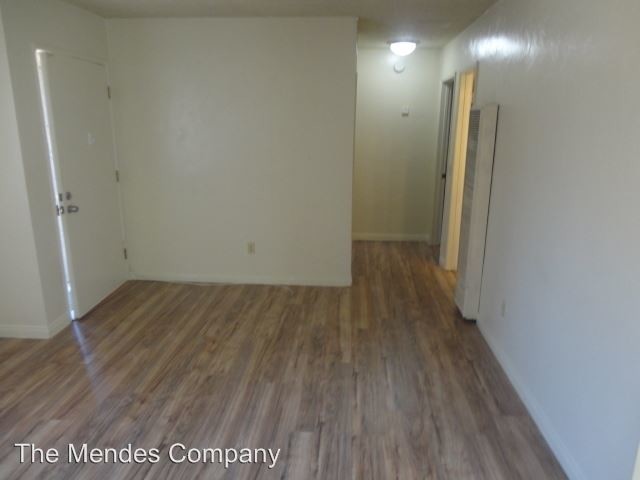 Foto del edificio - 425 Toyne St