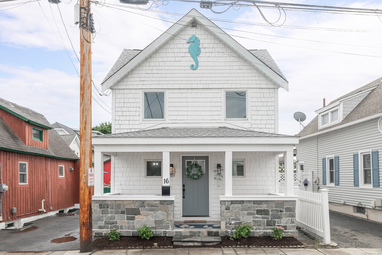 Primary Photo - 16 Wood Ave