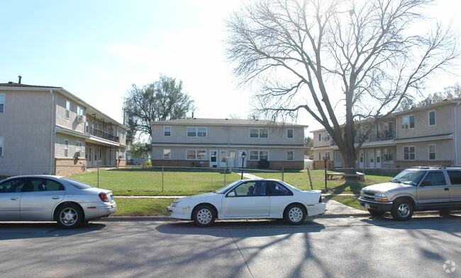 3rd Ave - 2511 3rd Ave