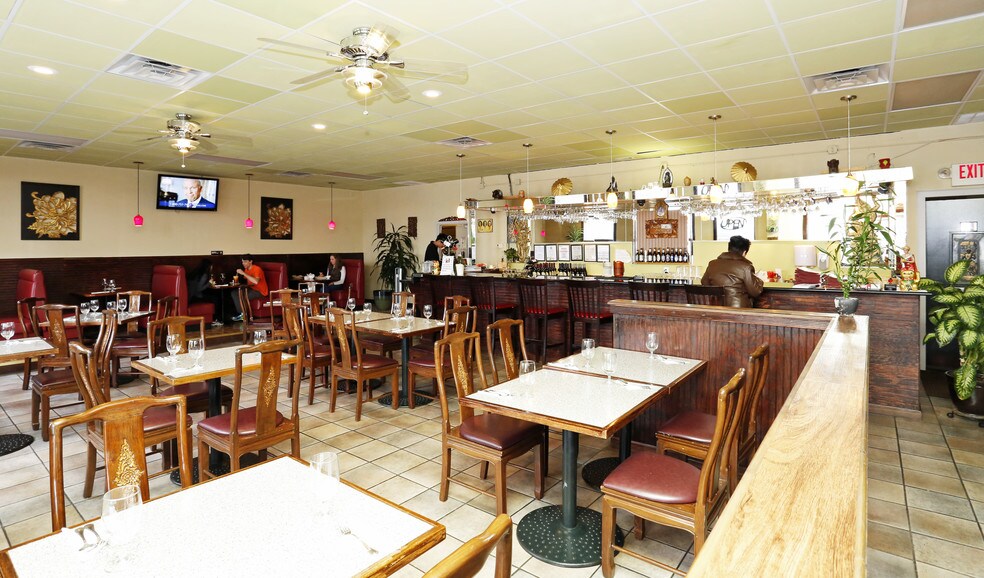 Is Poplar Halls a Good Place To Live in Norfolk? Neighborhood Guide