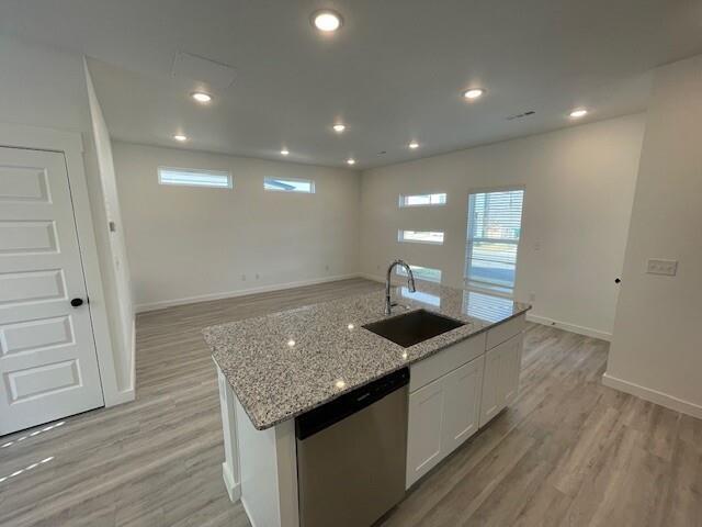 Foto del edificio - 881 Massachusetts Ave