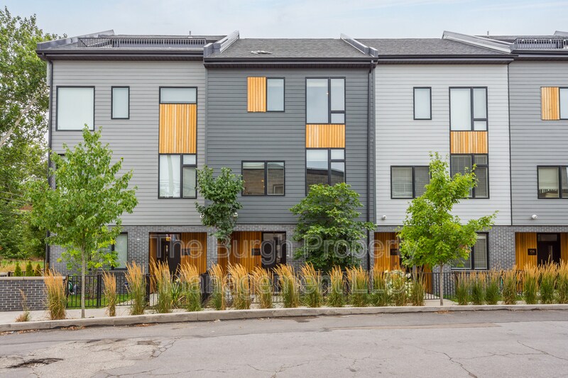 Foto principal - 164 56th St