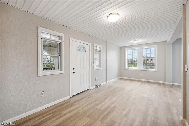 Building Photo - Charming 3 Bedroom Home in Loraine