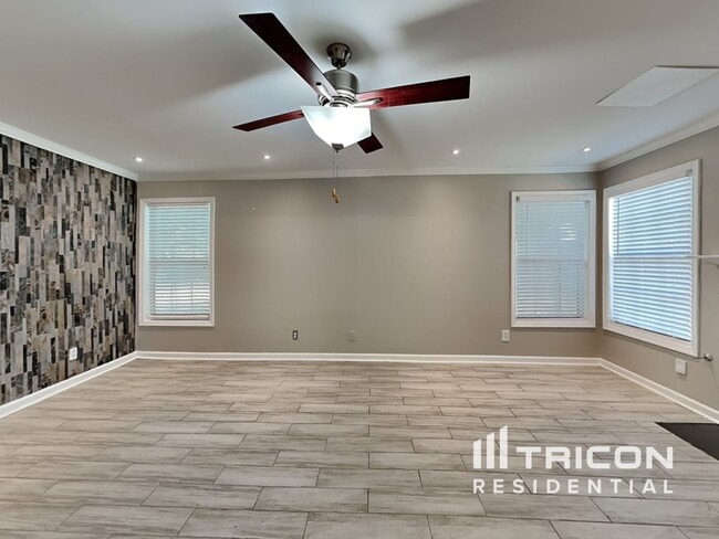 Foto del edificio - 1806 Dalton Way