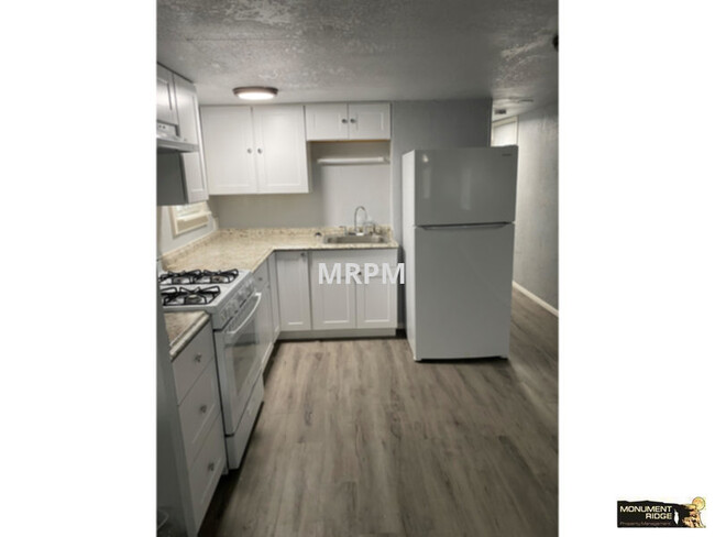Building Photo - Available Now! Fully Remodeled 2 Bedroom T...