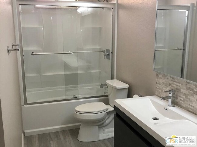 Foto del edificio - 400 N Sunrise Way