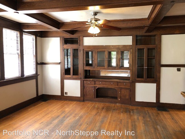 Building Photo - 7 br, 3 bath Apartment - 161 E Frambes Ave