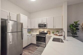 Building Photo - Gramercy on the Park