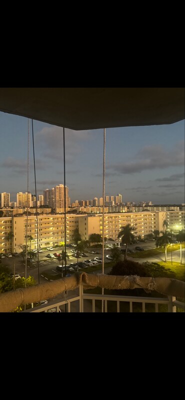 Foto del edificio - 18011 Biscayne Blvd