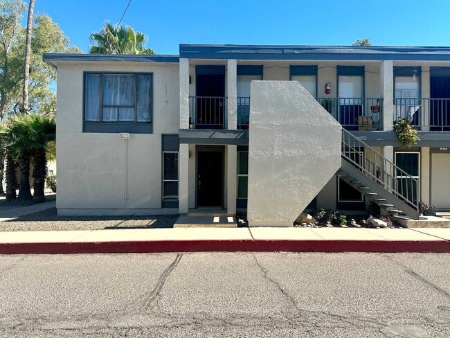 Photo - 1620 N Wilmot Rd Apartment