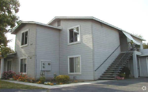 Building Photo - 3560 Glenville Ct
