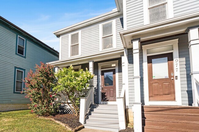 Foto del edificio - 975 N 6th St