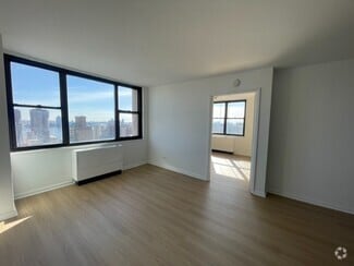 Building Photo - 200 E 27th St