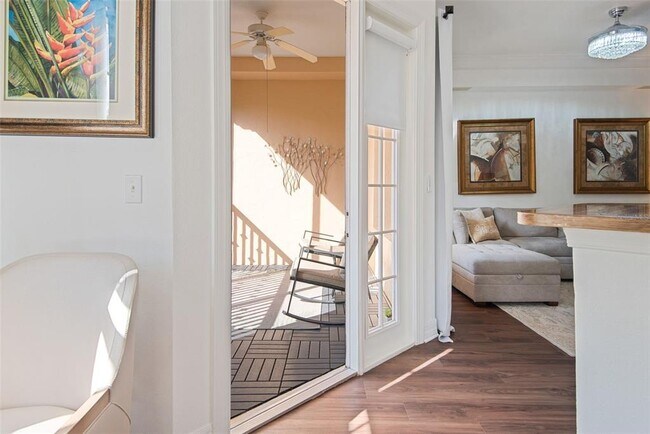 Building Photo - 500 Mirasol Cir