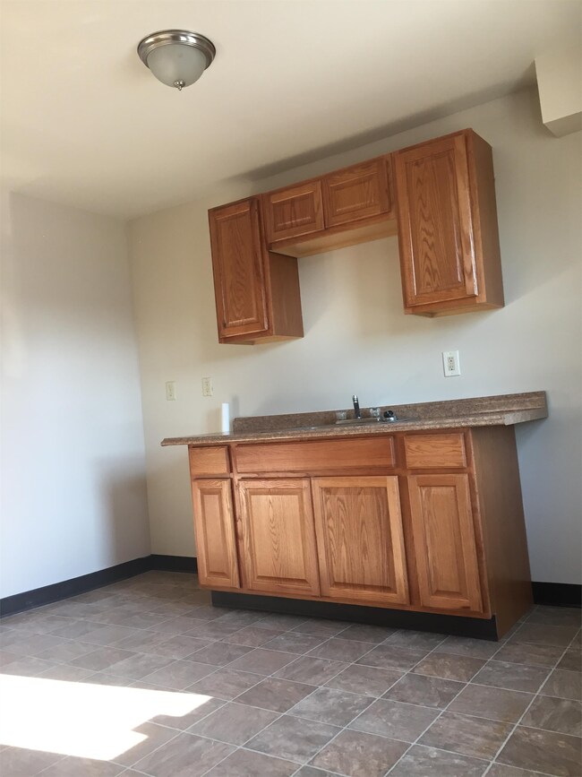 Building Photo - 22 Balzac Ct