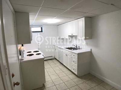 Foto del edificio - 1 bedroom in Brookline MA 02446
