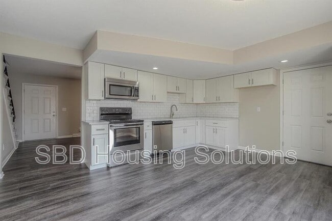 Foto del edificio - 9710 Hillcrest Rd