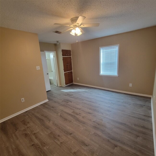 Foto del edificio - 802 Avenue K Ave