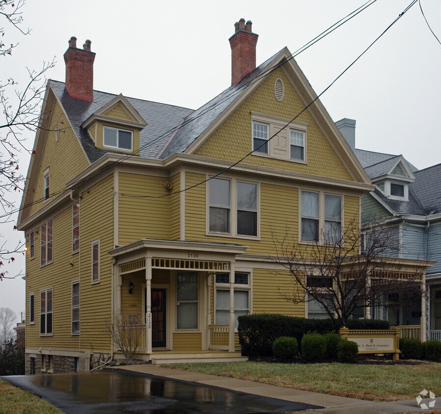 Building Photo - 2128-2130 Alpine Pl