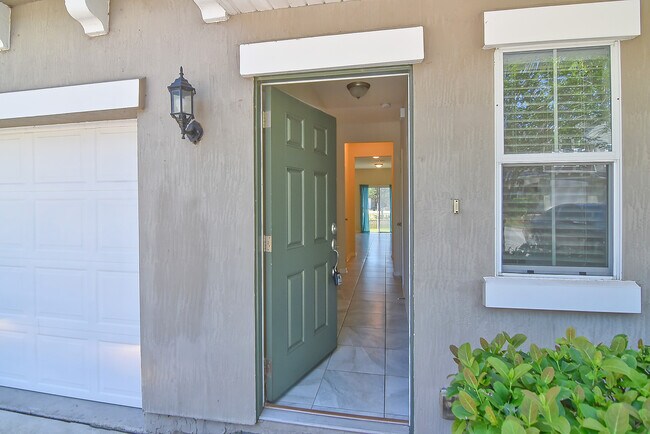 Foto del edificio - 79 Moultrie Village Ln
