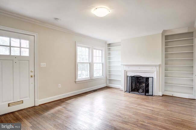 Building Photo - 1812 37th St NW