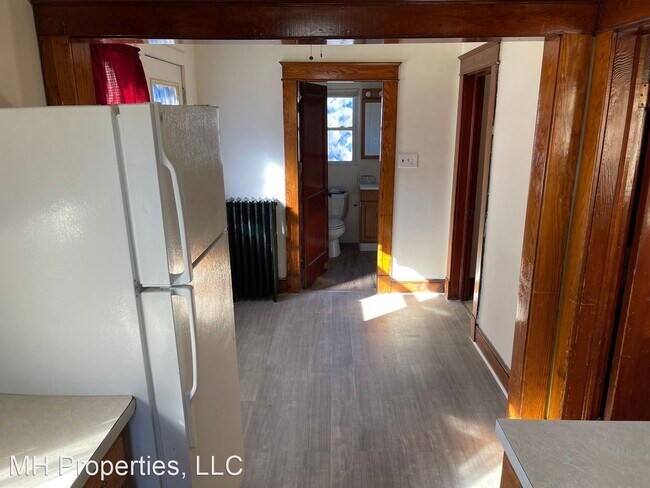 Foto del edificio - 5 br, 3 bath House - 9 2nd Ave S