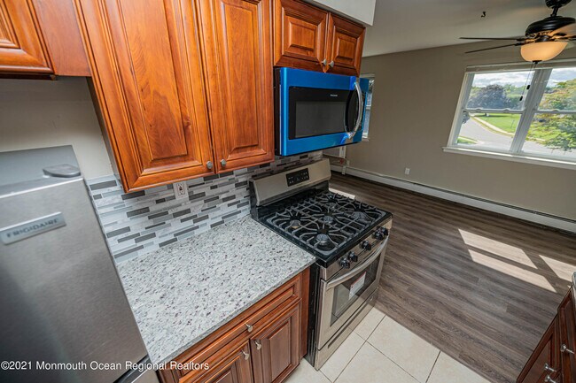 Foto del edificio - 32 Manchester Ct