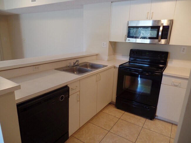 Foto del edificio - 3844 Lyons Rd