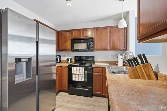 Foto del edificio - 422 Parkgate Dr