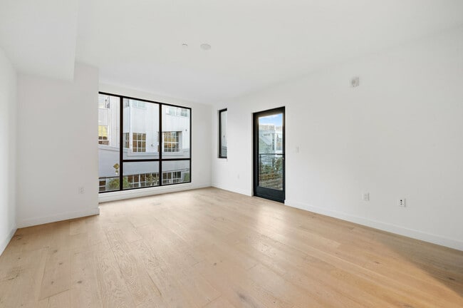 Building Photo - 99 Rausch St