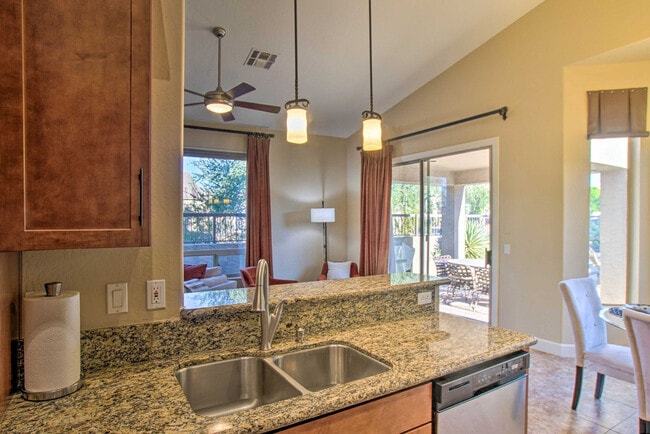 Building Photo - 3055 N Red Mountain