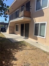 Building Photo - 1531 Plaza del Amo