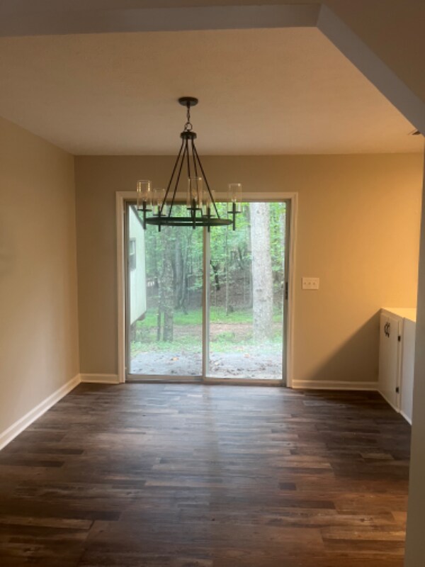 Building Photo - 3605 Town Creek Rd