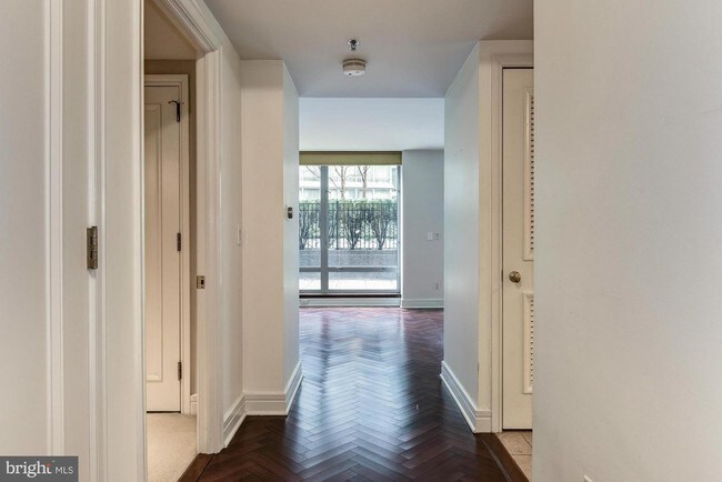 Building Photo - 1155 23rd St NW