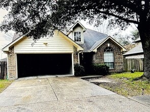 Building Photo - 16603 N Meadow Dr