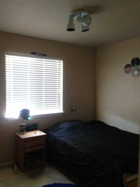 Foto del edificio - 7447 N Dodgin Ave