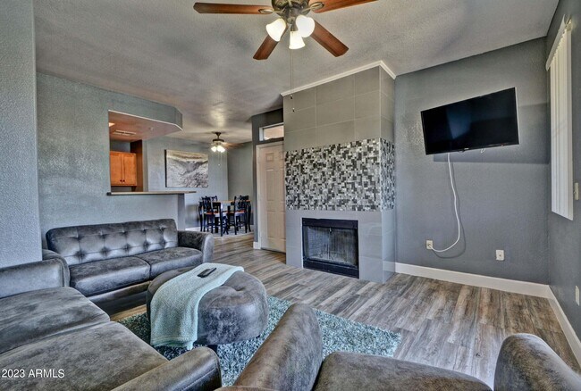 Foto del edificio - 3830 S Lakewood Pkwy W