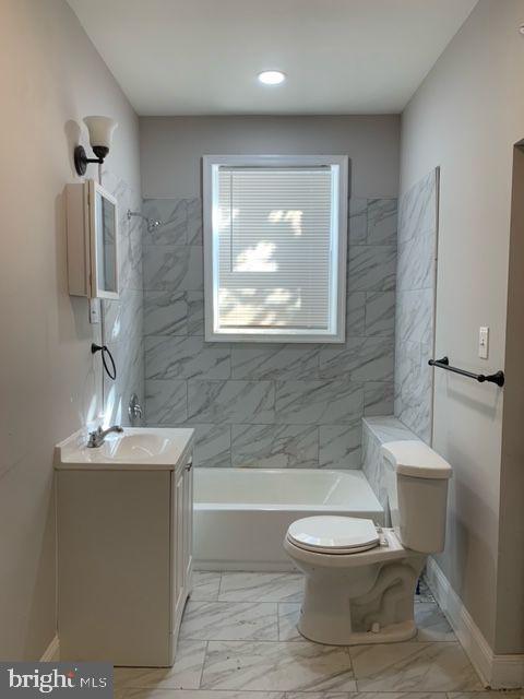 Building Photo - 658 N 52nd St