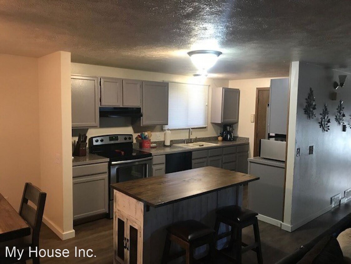 Primary Photo - 4 br, 3 bath House - 3412 Thames Ct.