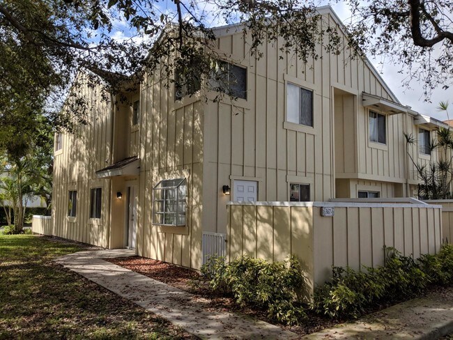 Building Photo - 6367  Riverwalk Lane 6