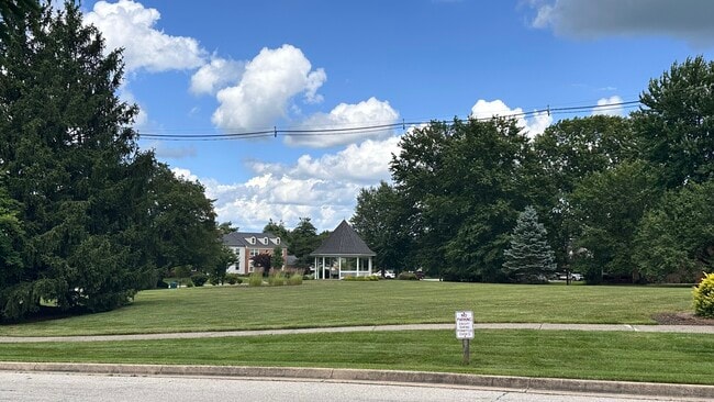 Foto del edificio - 6718 Deep Creek Dr