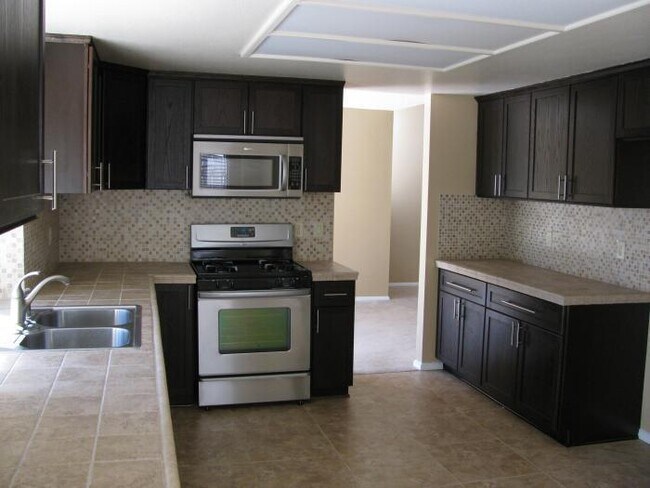 Building Photo - knollridge