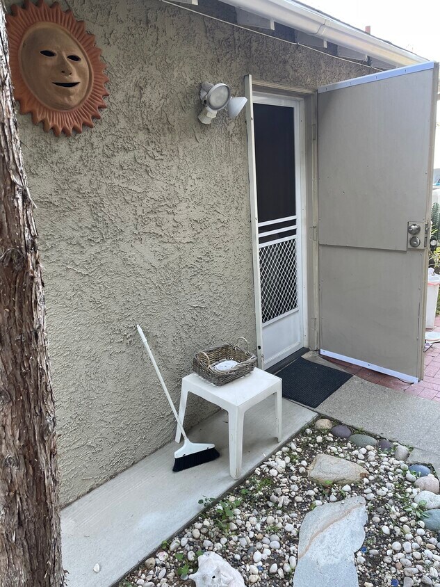Primary Photo - 412 N 4th Ave
