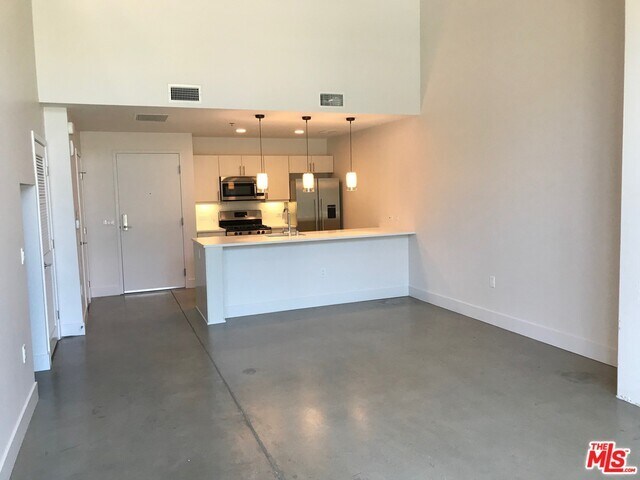 Building Photo - 12760 Millennium Dr