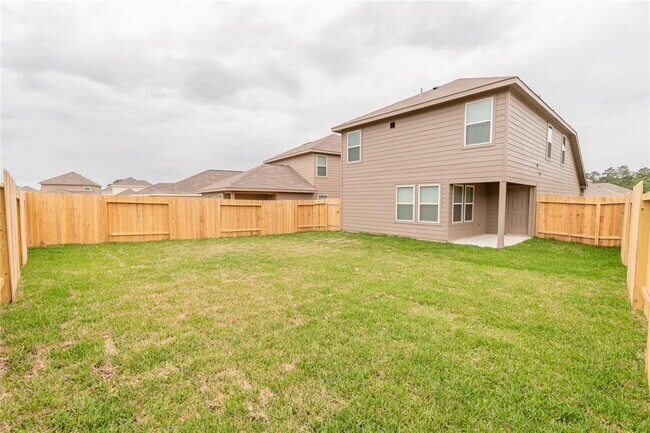 Foto del edificio - 512 Meadow Park Ln