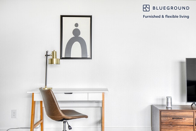 Building Photo - 360 The Village