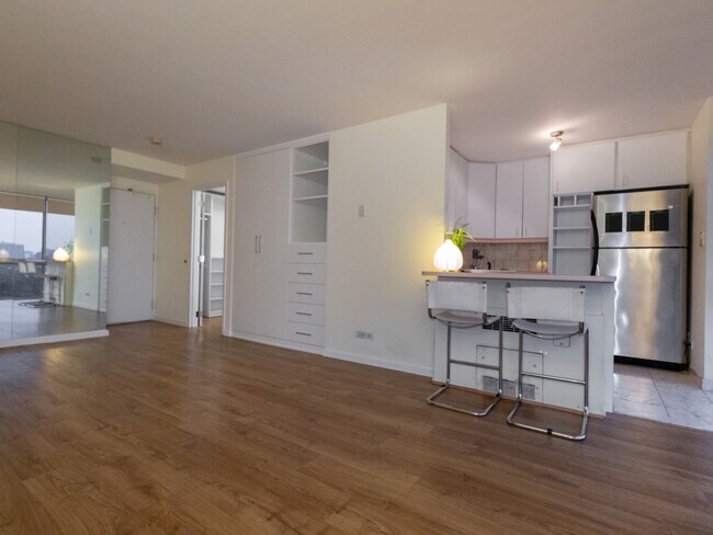 Foto del edificio - 1555 N Dearborn Pkwy