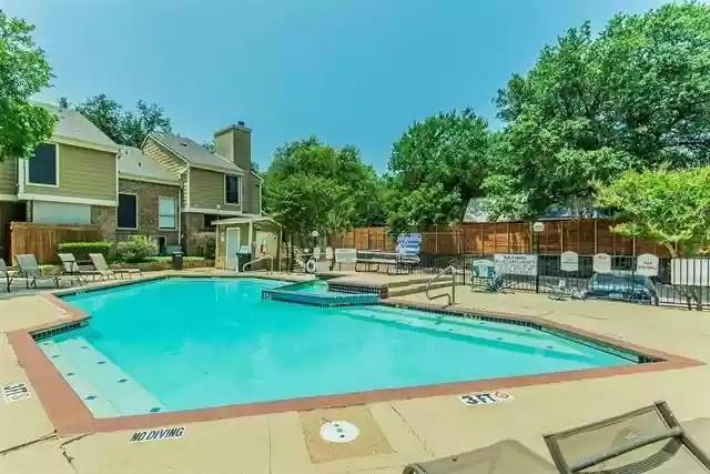 Primary Photo - 2111 Park Willow Ln